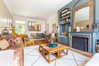 house 6 Rooms for sale on BORDEAUX (33000)