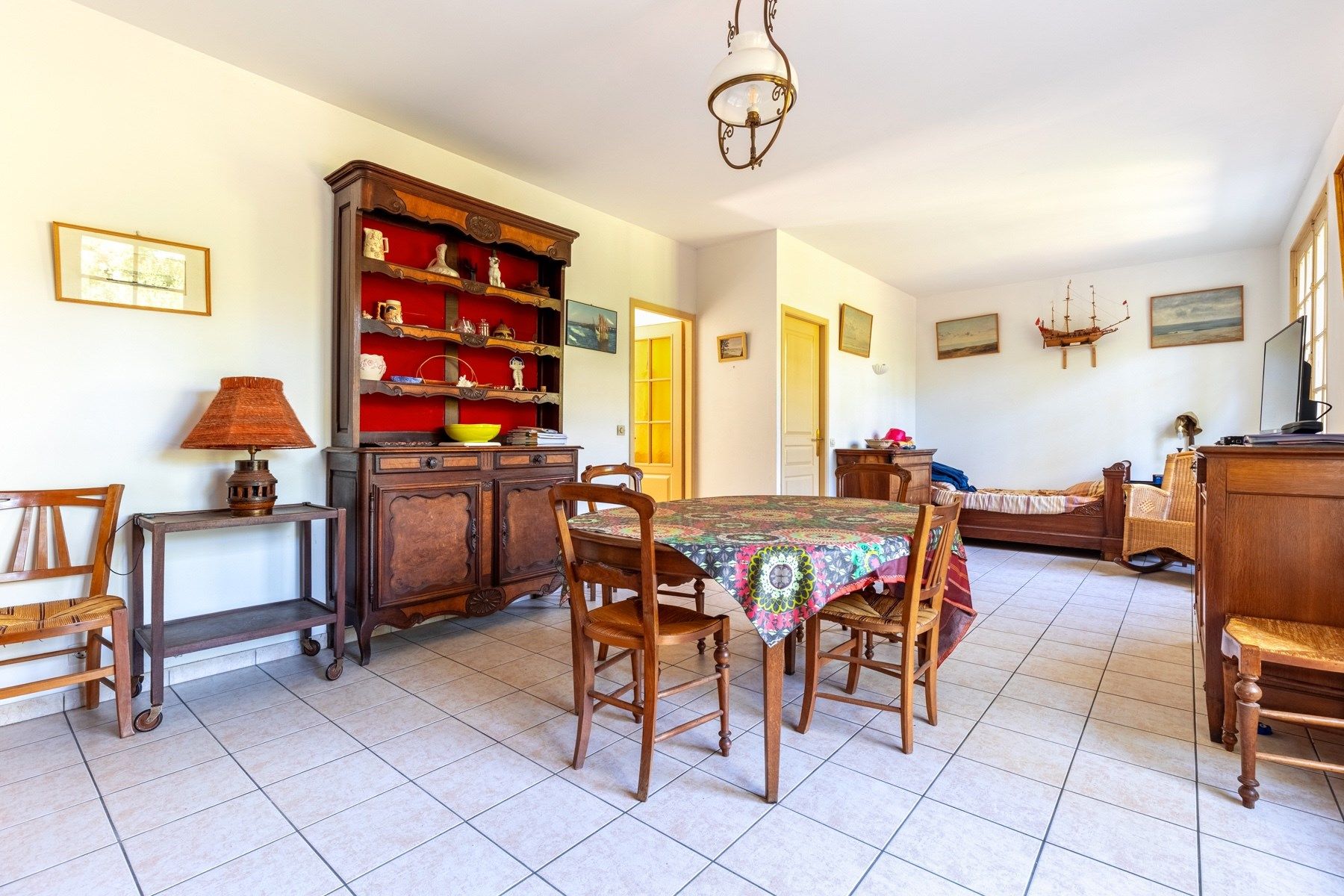 house 5 Rooms for sale on CAP FERRET (33970)