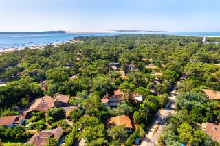 house 5 Rooms for sale on CAP FERRET (33970)