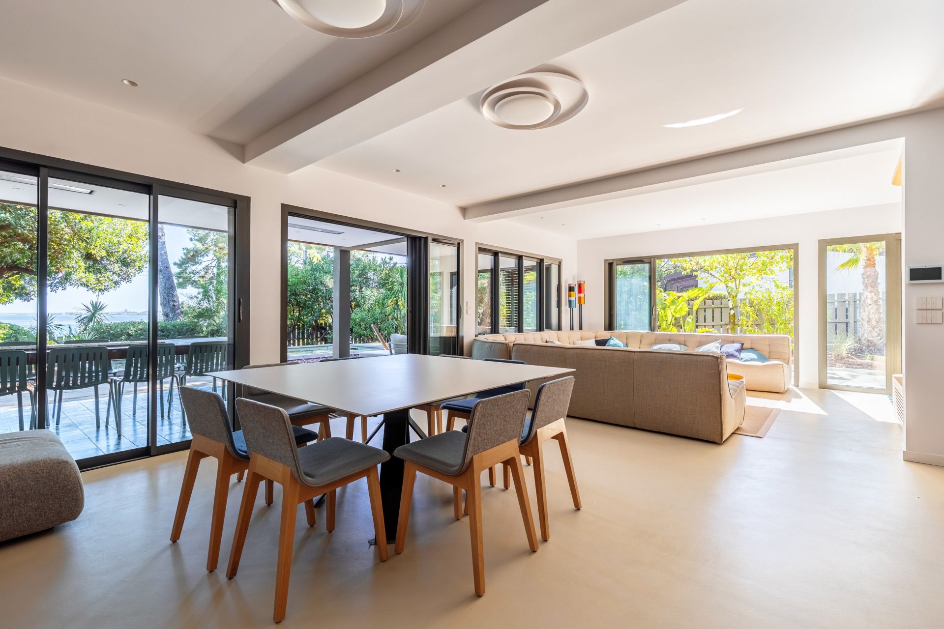 maison 9 Pièces en vente sur CAP FERRET (33970)