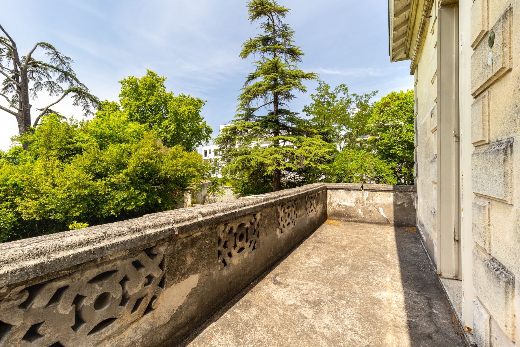 propriété 13 Pièces en vente sur BORDEAUX (33000)