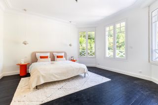 house 9 Rooms for sale on ARCACHON (33120)