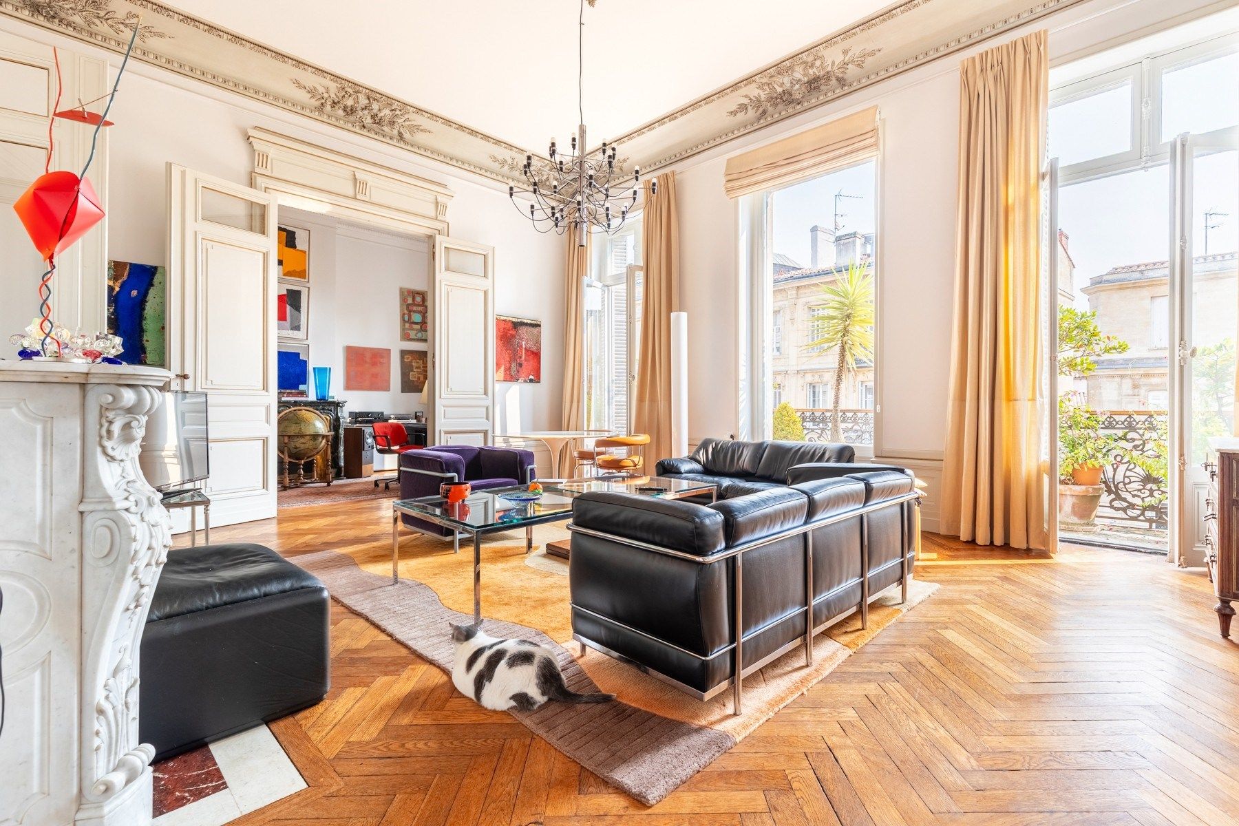 apartment 5 Rooms for sale on BORDEAUX (33000)