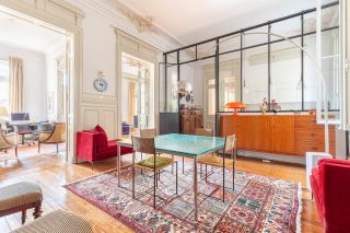 apartment 5 Rooms for sale on BORDEAUX (33000)