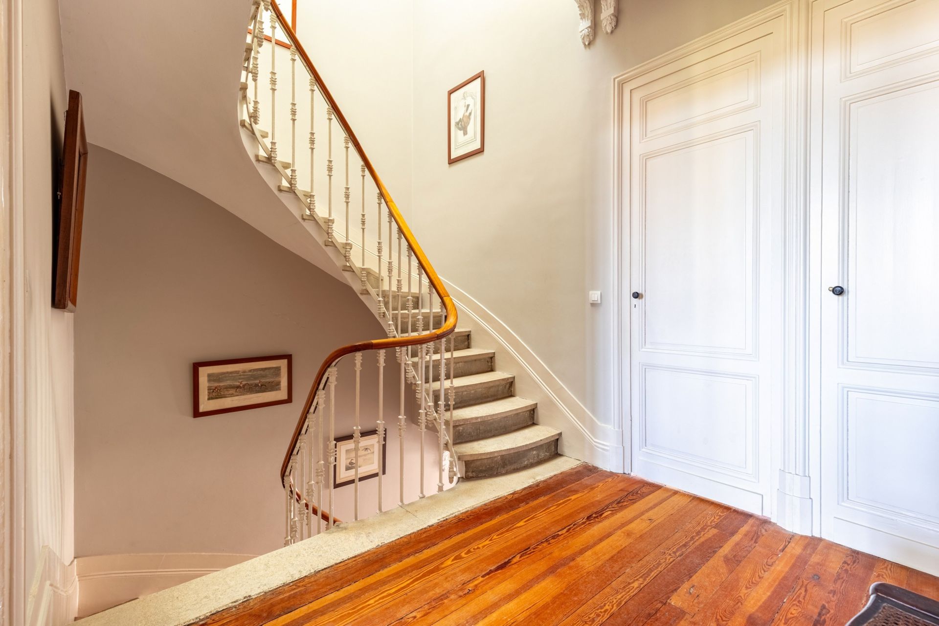 maison 10 Pièces en vente sur BORDEAUX (33000)