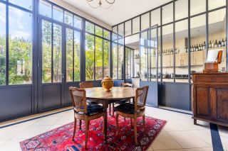 house 10 Rooms for sale on BORDEAUX (33000)