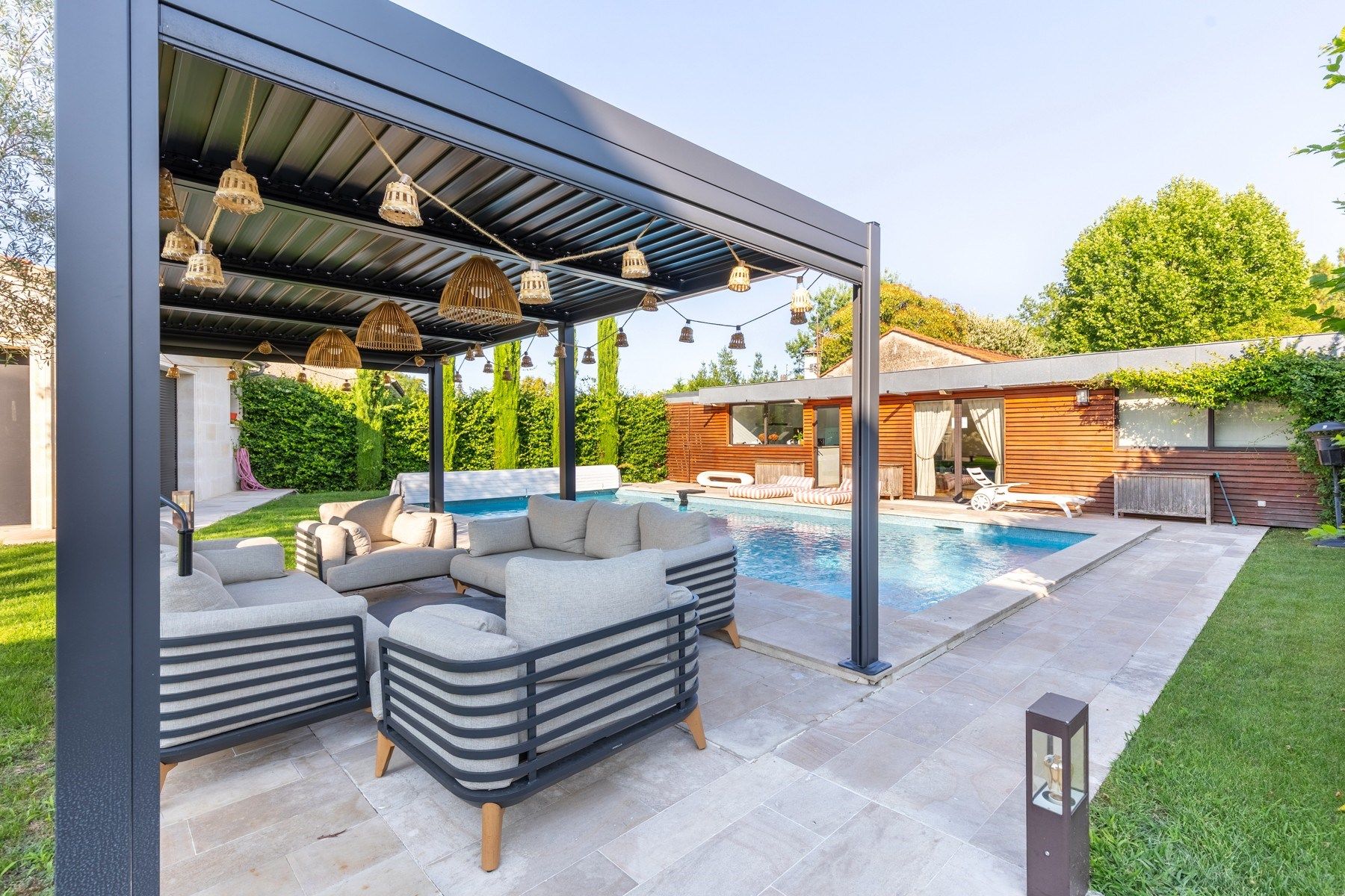 maison 8 Pièces en vente sur BORDEAUX (33000)