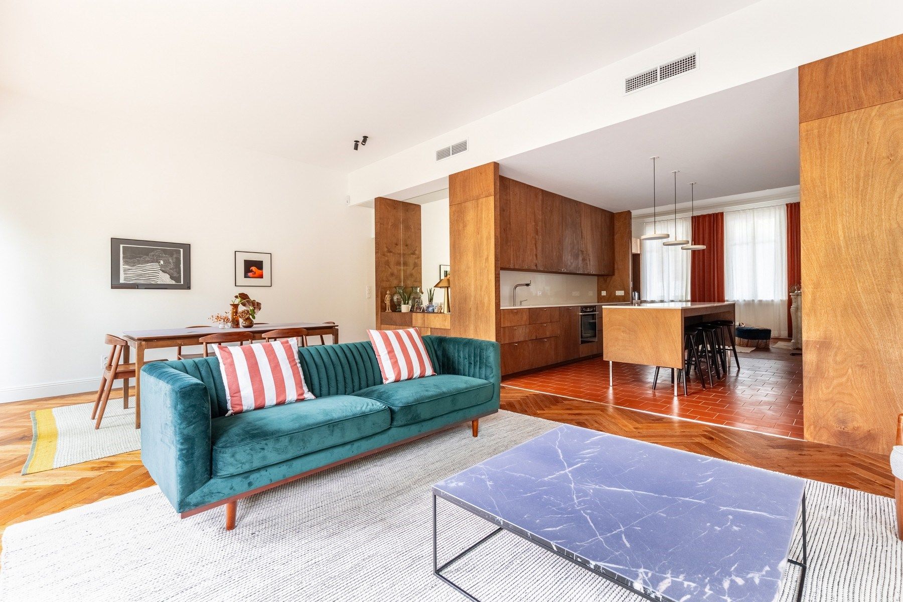 maison 8 Pièces en vente sur BORDEAUX (33000)