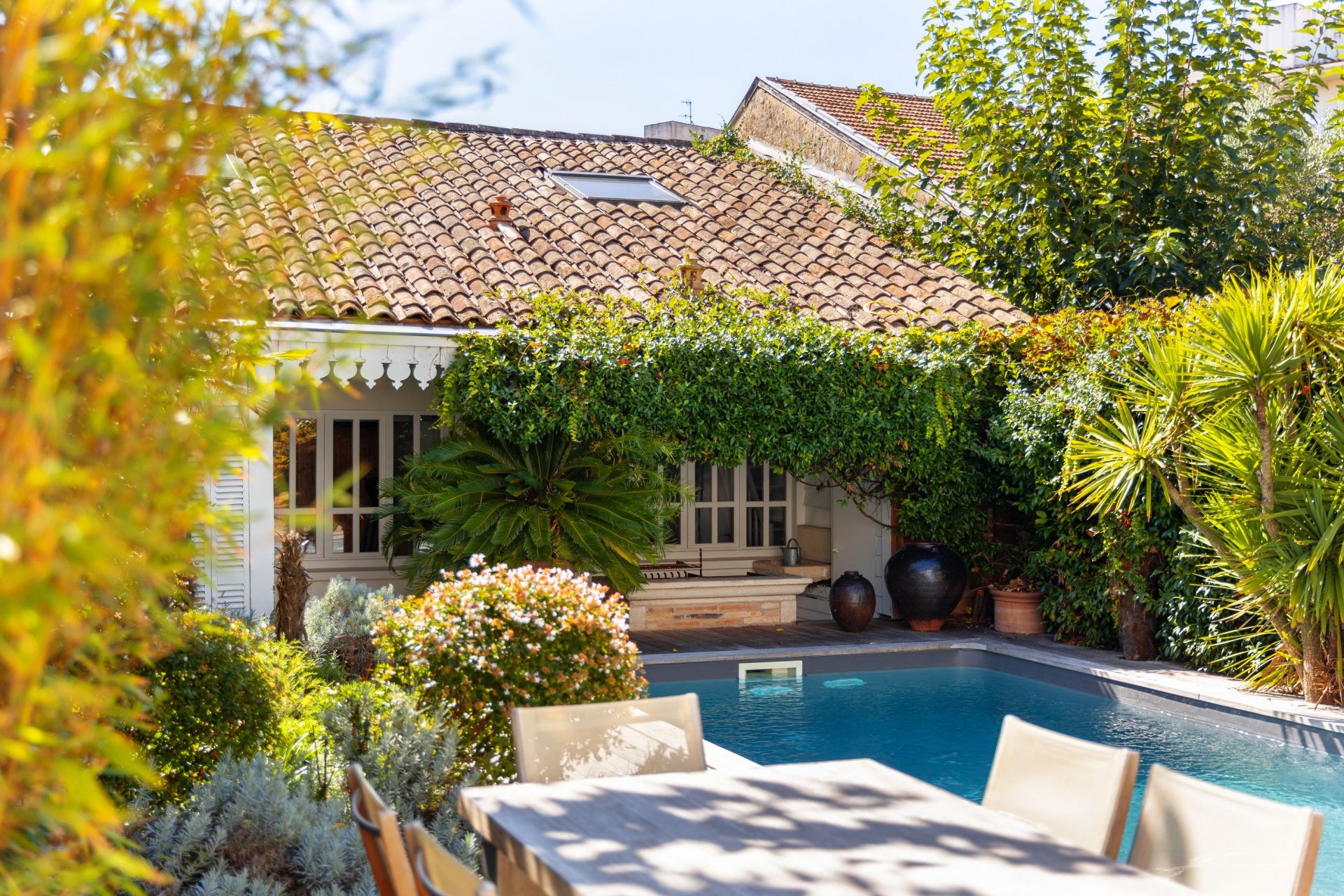 house 8 Rooms for sale on BORDEAUX (33000)