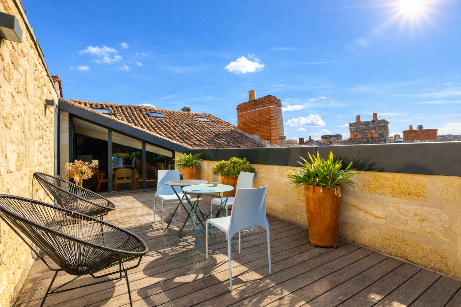 apartment 4 Rooms for sale on BORDEAUX (33000)