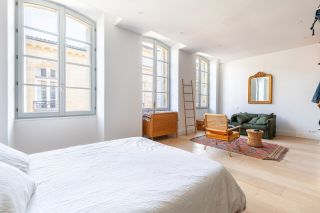 apartment 4 Rooms for sale on BORDEAUX (33000)