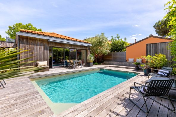 Vente Maison Bordeaux 6 Pièces 200 m²