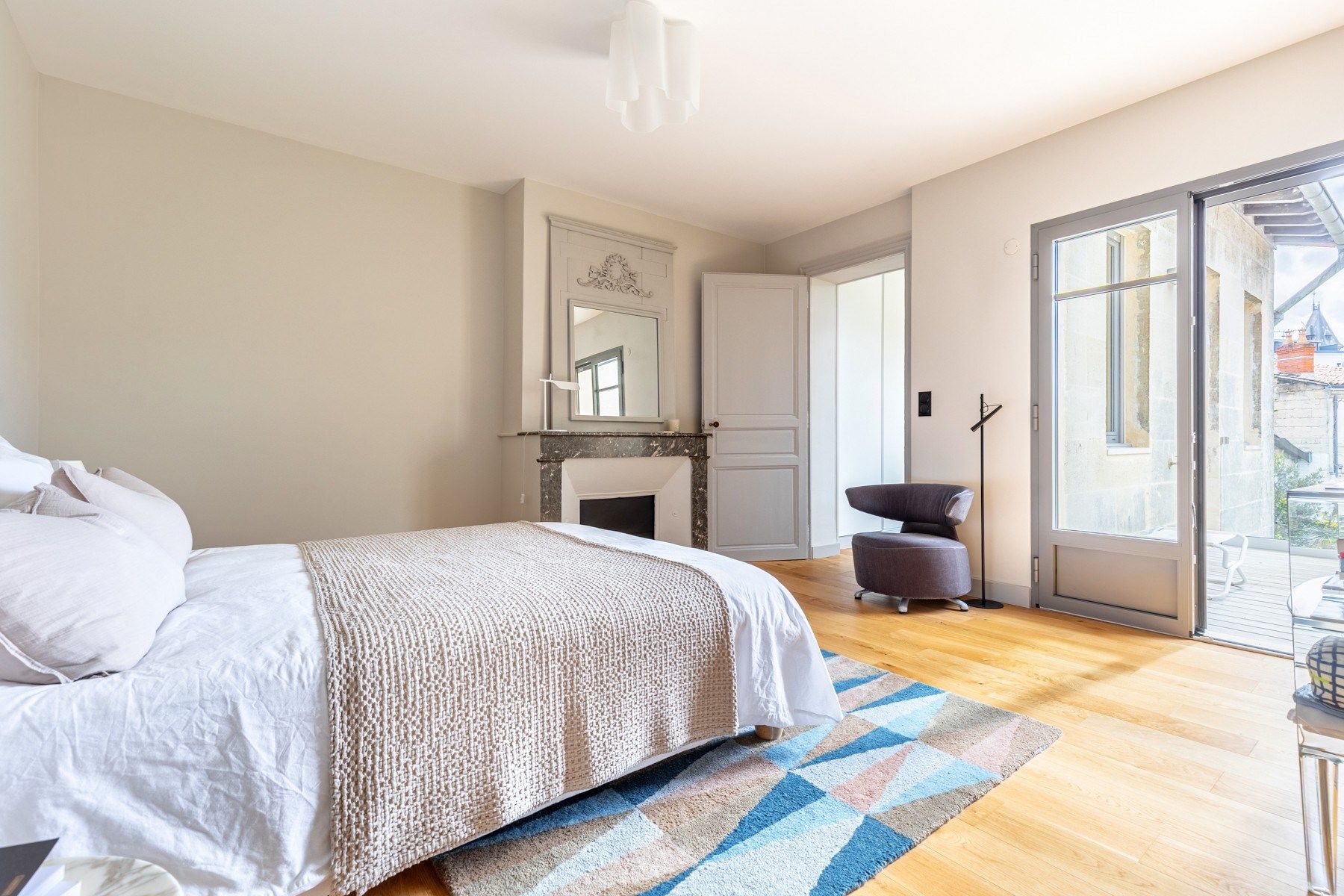 house 5 Rooms for sale on BORDEAUX (33000)