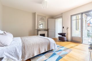 house 5 Rooms for sale on BORDEAUX (33000)