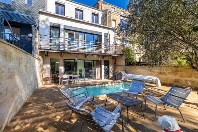 house 6 Rooms for sale on BORDEAUX (33000) Sale House Bordeaux 6 Rooms 208 m²