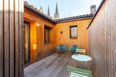 Sale Apartment Bordeaux 2 Rooms 57 m²