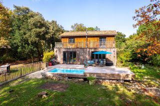 house 7 Rooms for sale on GUJAN MESTRAS (33470)