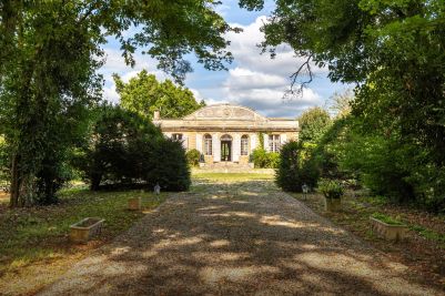 Sale Castle Bordeaux 10&nbsp;Rooms 700&nbsp;m²