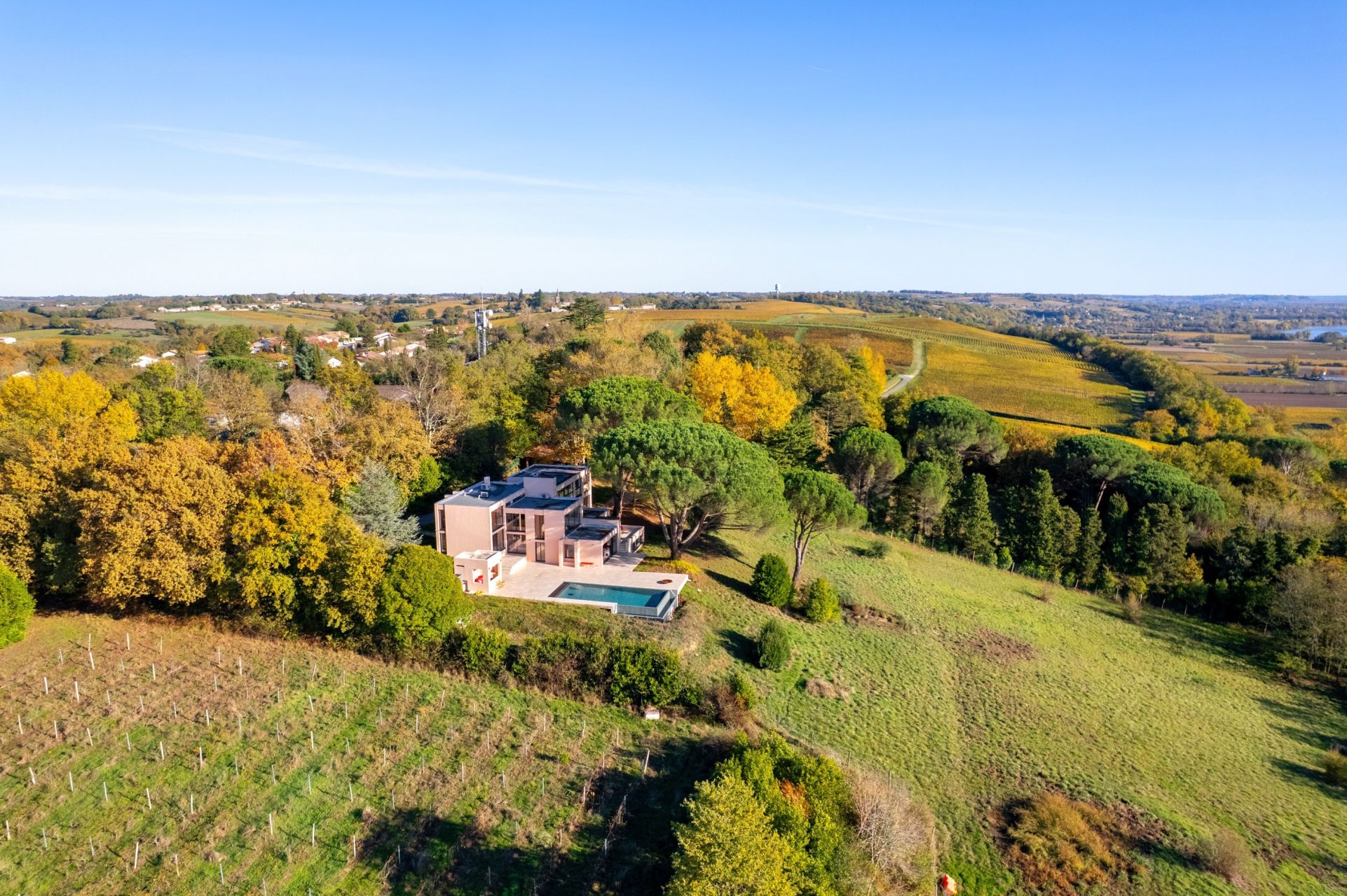 propriété 12 Pièces en vente sur BORDEAUX (33000)