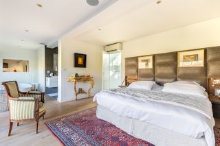 house 9 Rooms for sale on BORDEAUX (33000)