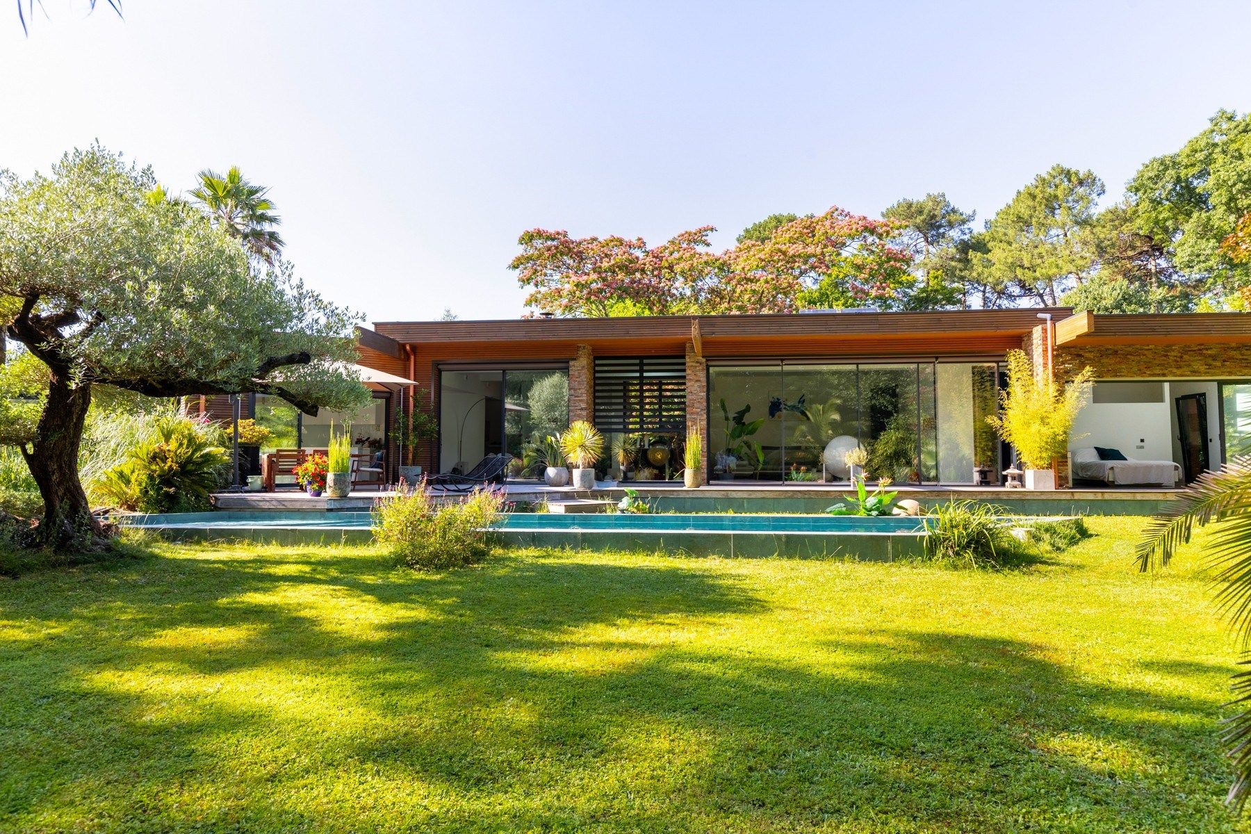 house 8 Rooms for sale on BORDEAUX (33000)