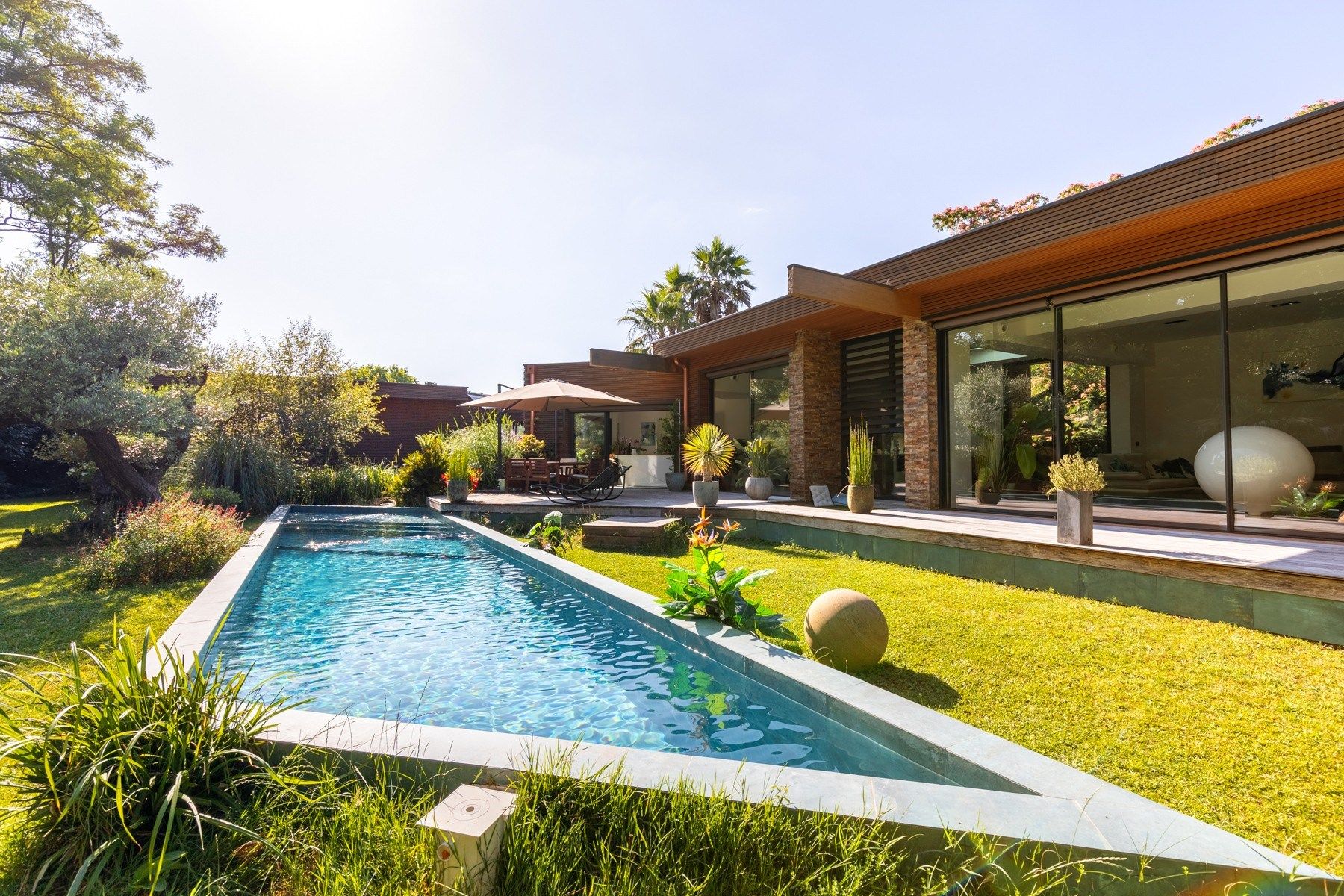 house 8 Rooms for sale on BORDEAUX (33000)