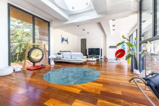 house 8 Rooms for sale on BORDEAUX (33000)