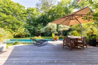 house 8 Rooms for sale on BORDEAUX (33000)