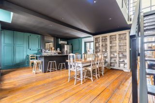 apartment 6 Rooms for sale on BORDEAUX (33000)