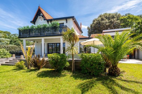 Vente Villa Pyla-sur-Mer 8&nbsp;Pièces 175&nbsp;m²