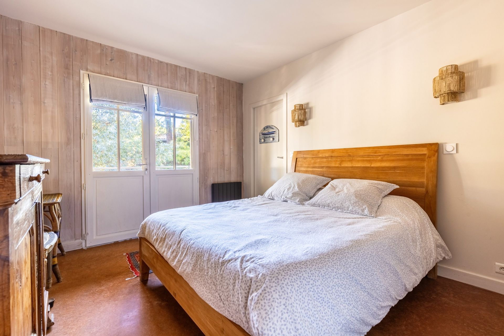 house 7 Rooms for sale on CAP FERRET (33970)