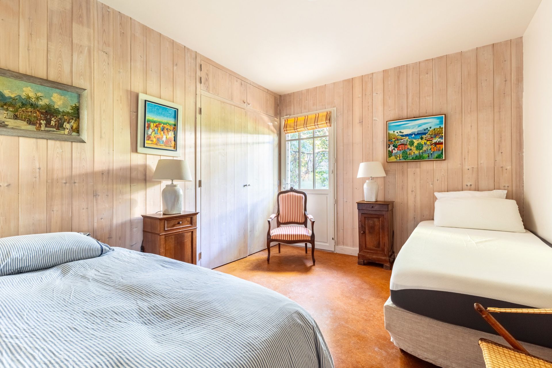 house 7 Rooms for sale on CAP FERRET (33970)