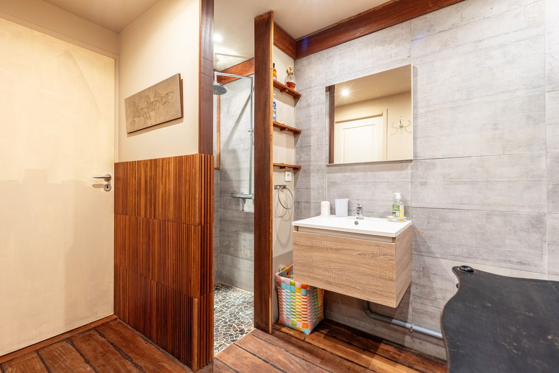 house 7 Rooms for sale on CAP FERRET (33970)