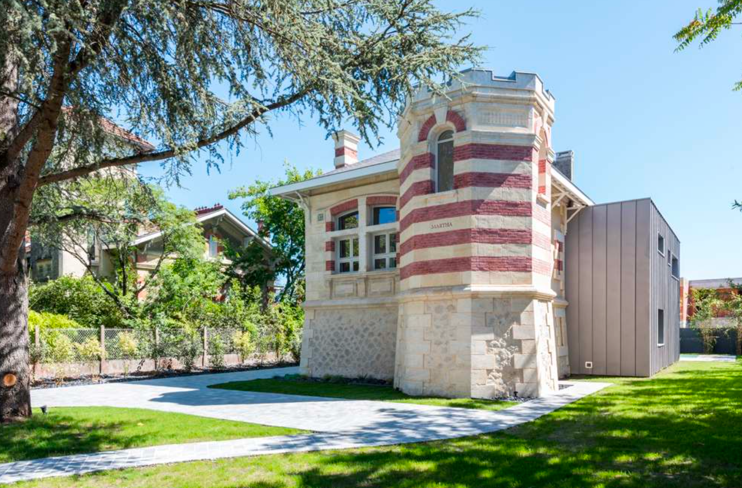 house 6 Rooms for sale on BORDEAUX (33000)