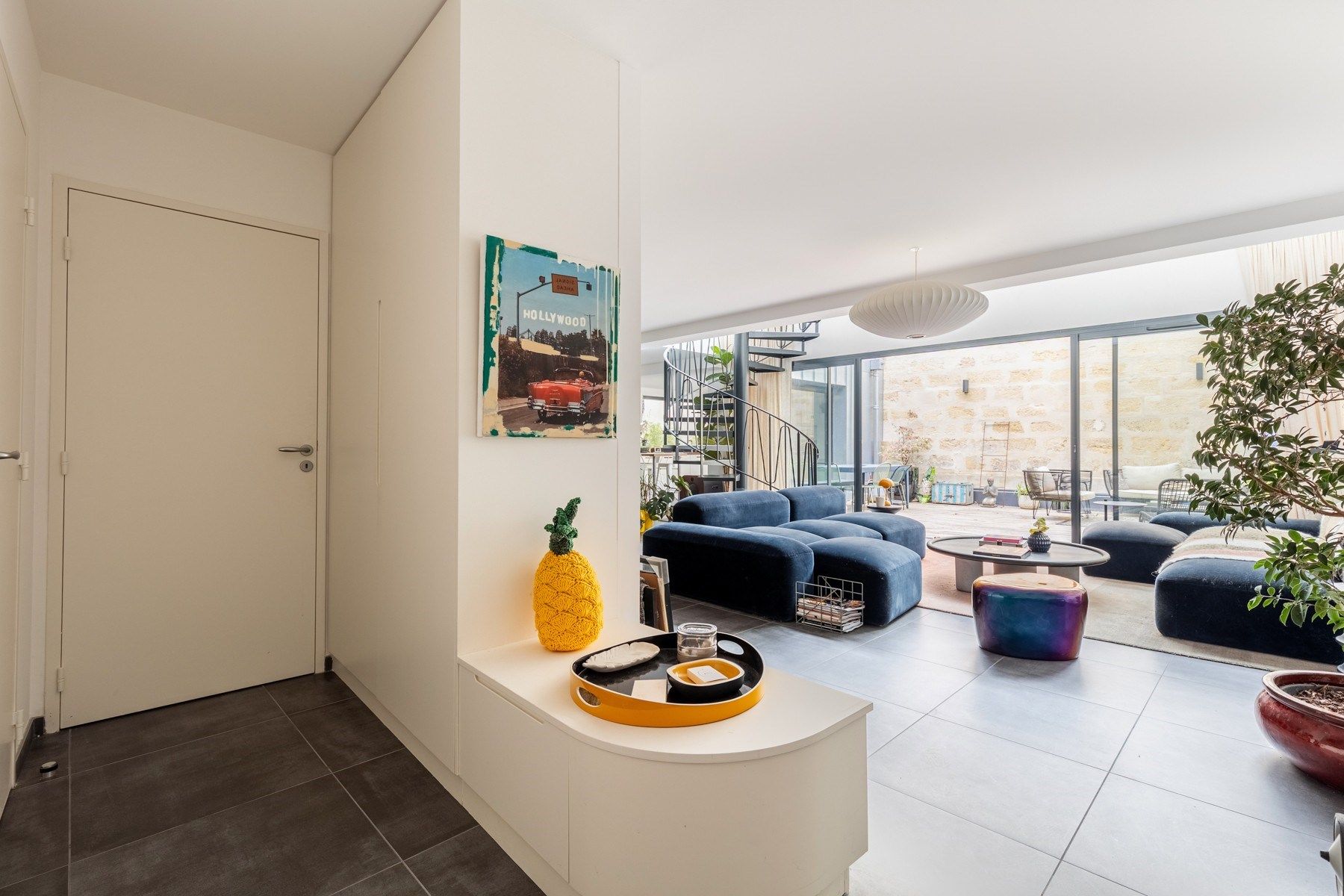 apartment 4 Rooms for sale on BORDEAUX (33000)