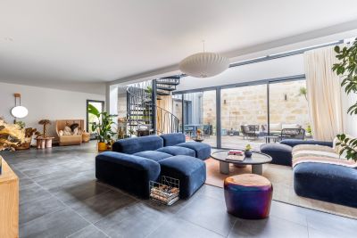 Sale Apartment Bordeaux 4 Rooms 156 m²