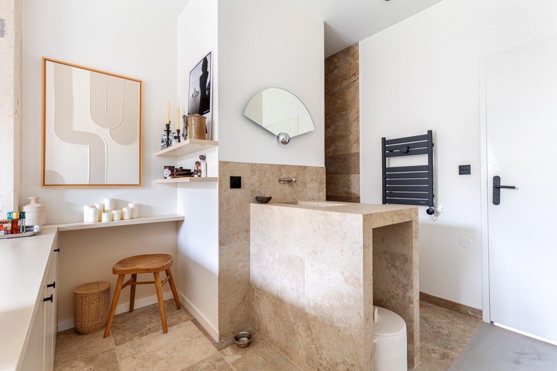 house 5 Rooms for sale on BORDEAUX (33000)