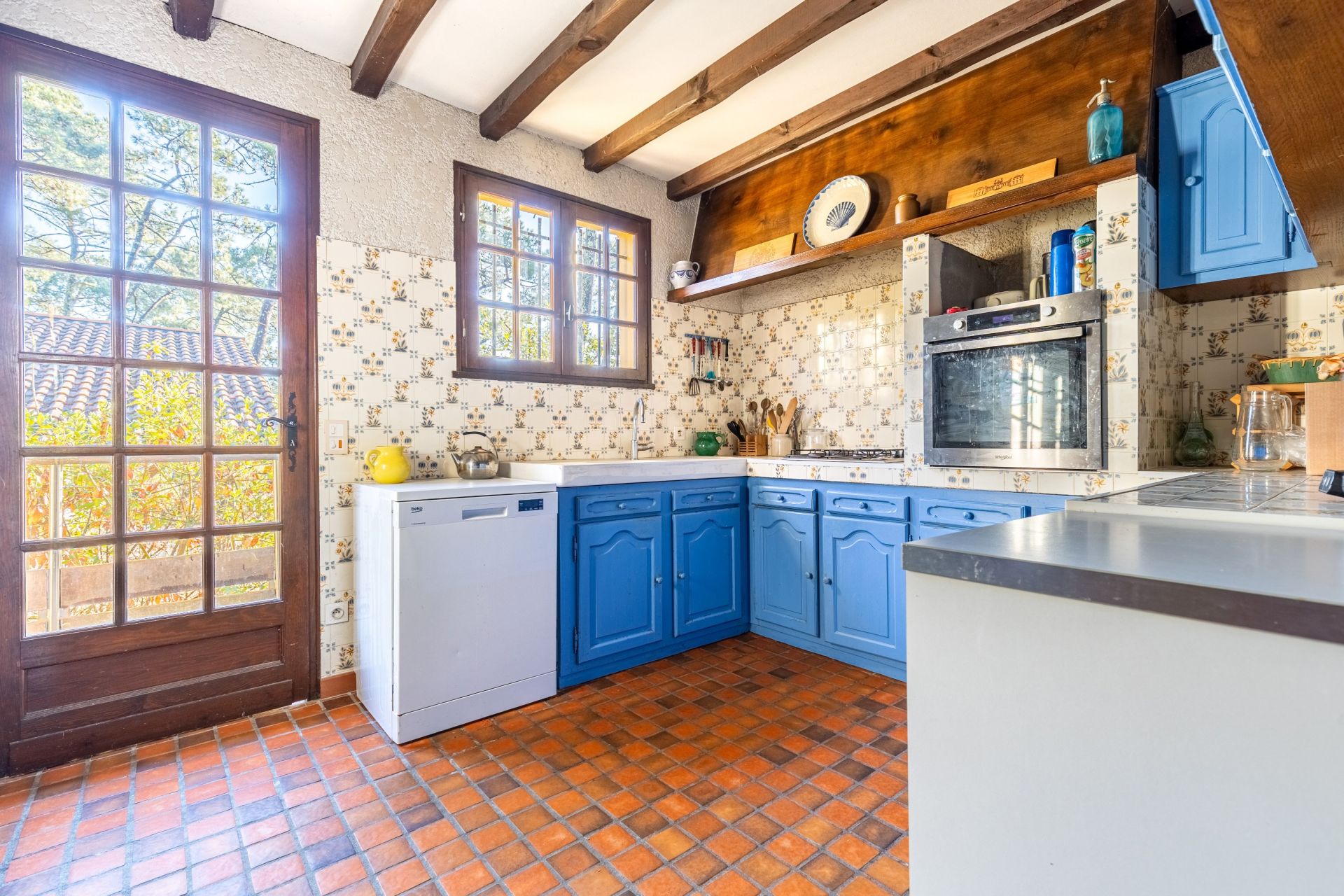 house 7 Rooms for sale on CAP FERRET (33970)