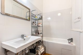 apartment 3 Rooms for sale on BORDEAUX (33000)