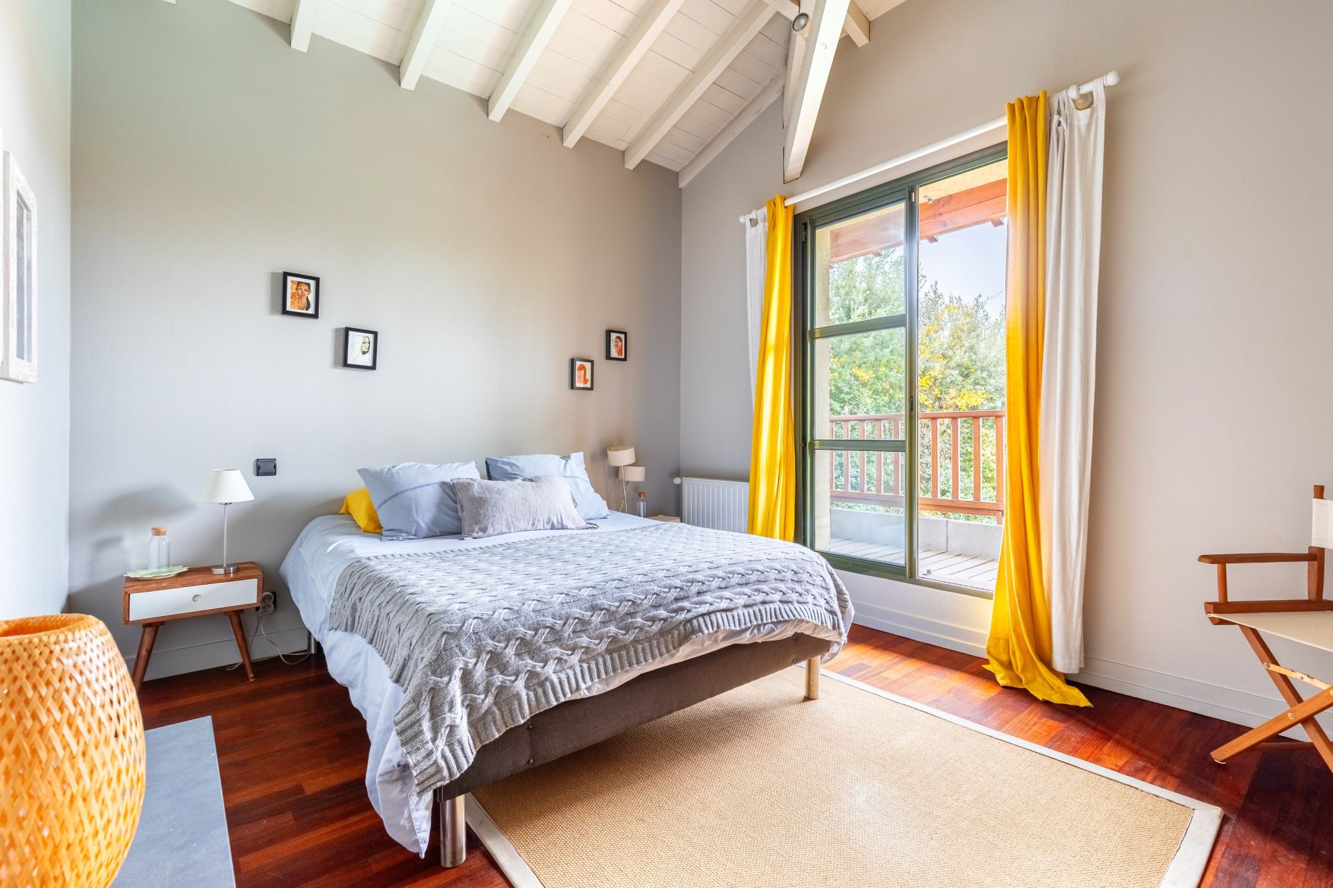 house 10 Rooms for sale on BORDEAUX (33000)