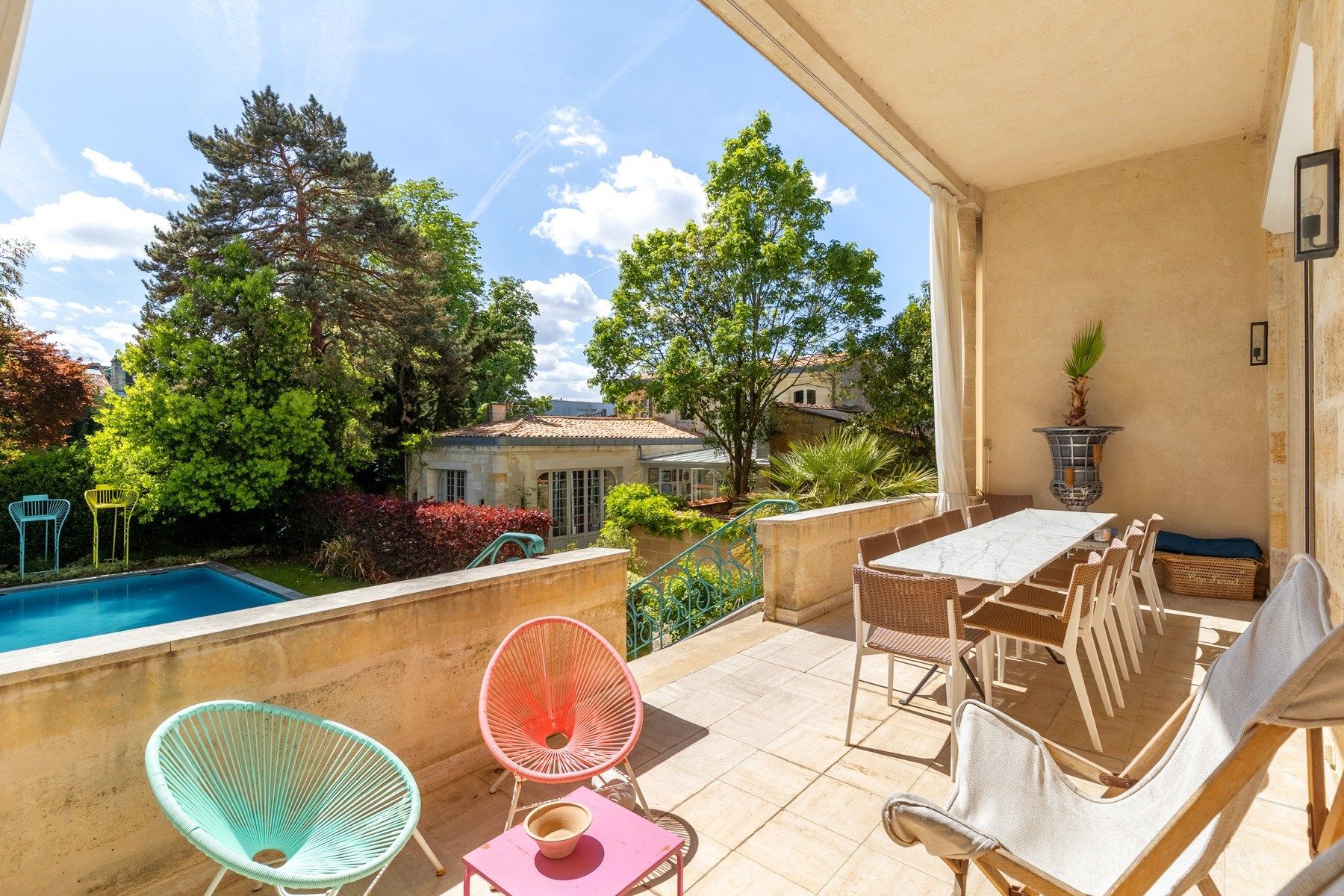 house 18 Rooms for sale on BORDEAUX (33000)