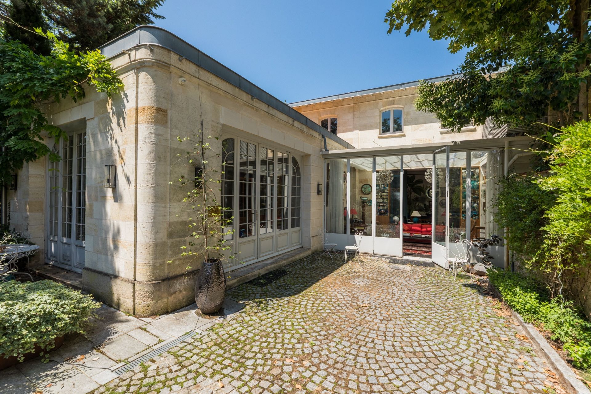 maison 18 Pièces en vente sur BORDEAUX (33000)