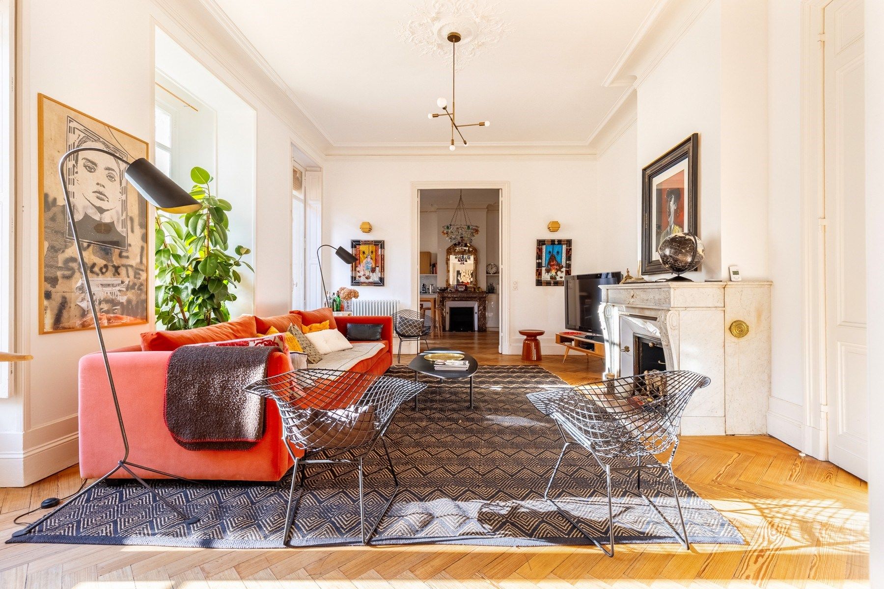 apartment 5 Rooms for sale on BORDEAUX (33000)