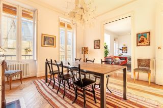 apartment 5 Rooms for sale on BORDEAUX (33000)