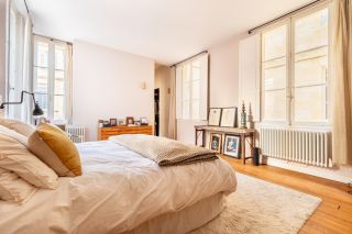 apartment 5 Rooms for sale on BORDEAUX (33000)