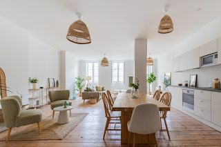 apartment 4 Rooms for sale on BORDEAUX (33000)