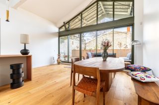 apartment 6 Rooms for sale on BORDEAUX (33000)