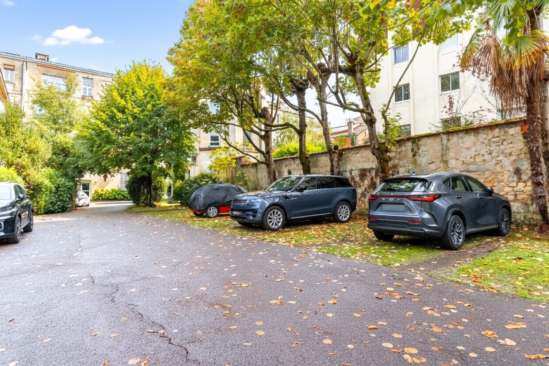 apartment 4 Rooms for sale on BORDEAUX (33000)