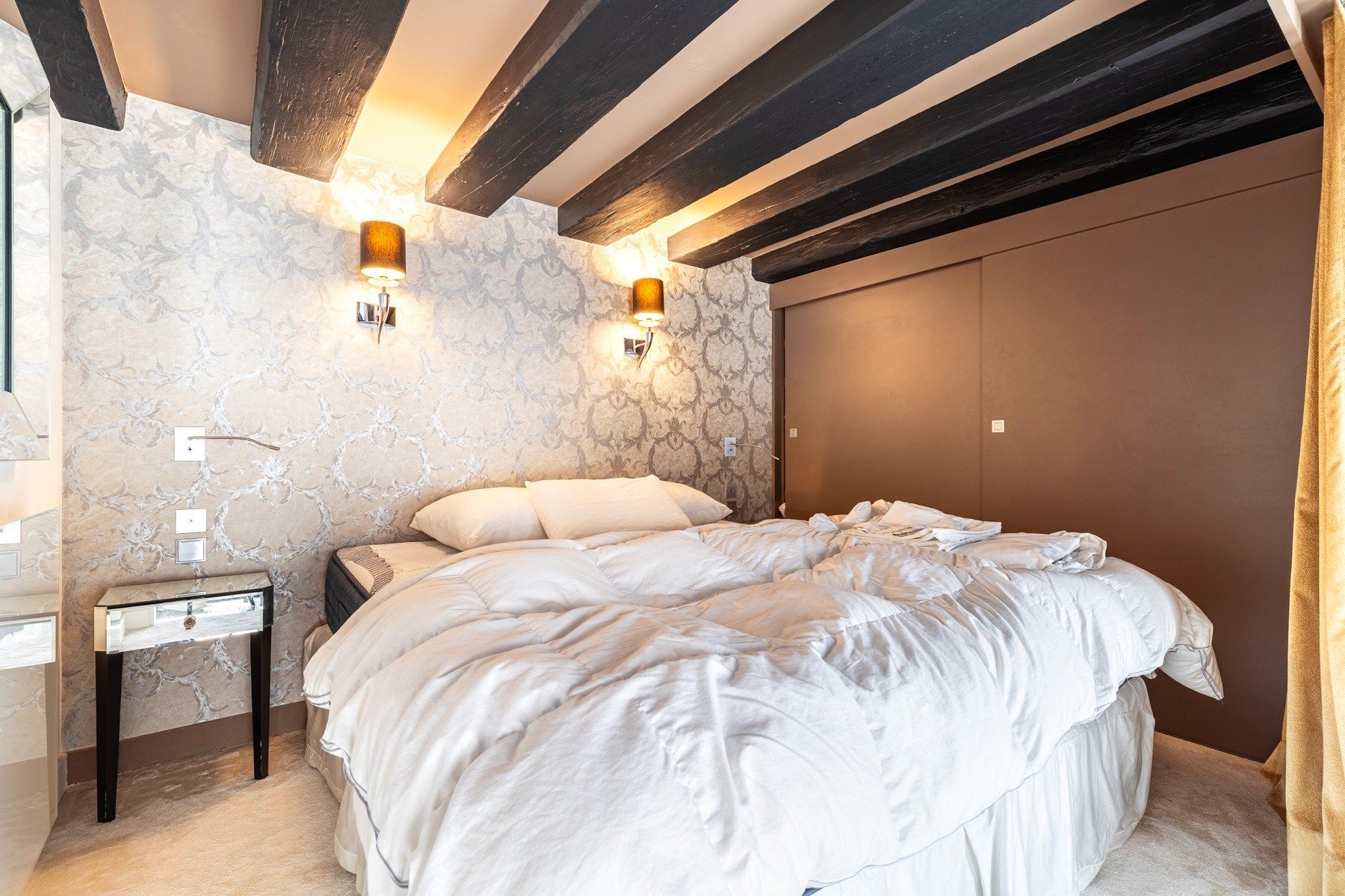 apartment 3 Rooms for sale on BORDEAUX (33000)