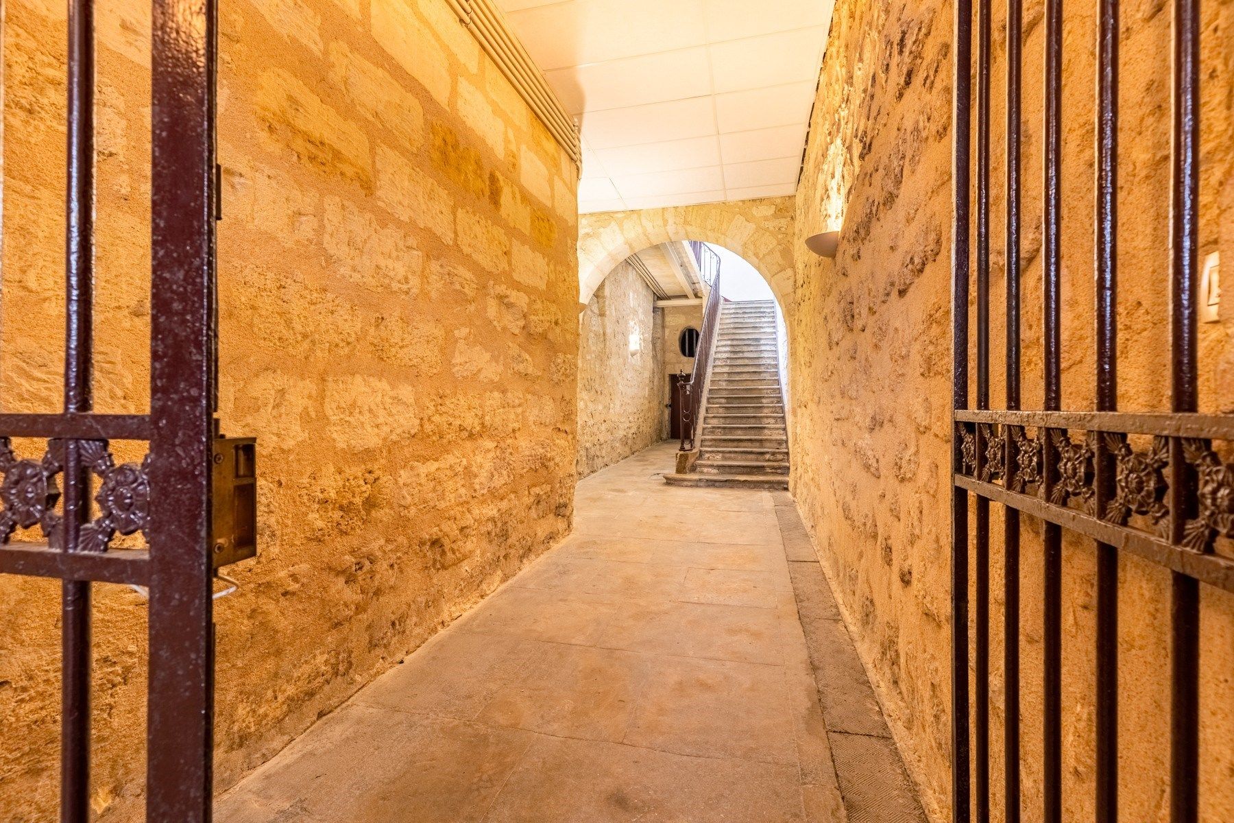 appartement 4 Pièces en vente sur BORDEAUX (33000)